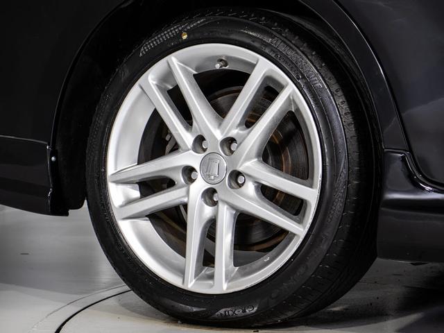 クラウン ２．５アスリート　プレミアムエディション　後期型（禁煙車）（特別仕様車）（黒本革シート）（フルエアロ）ＨＤＤマルチ　Ｂｌｕｅｔｏｏｔｈ対応　レギュラーガソリン仕様　専用インテリア＆エクステリア　カラーバックカメラ　ブラックインナーヘッドライト（22枚目）