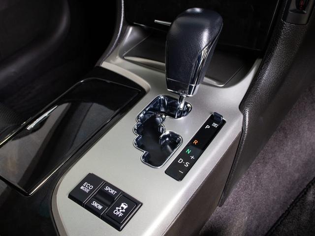 クラウン ２．５アスリート　プレミアムエディション　後期型（禁煙車）（特別仕様車）（黒本革シート）（フルエアロ）ＨＤＤマルチ　Ｂｌｕｅｔｏｏｔｈ対応　レギュラーガソリン仕様　専用インテリア＆エクステリア　カラーバックカメラ　ブラックインナーヘッドライト（46枚目）