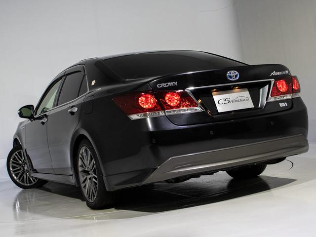 クラウンハイブリッド アスリートＳ　（サンルーフ）（黒本革シート）（オプション１８インチアルミ）（クリアランスソナー）エアシート　シートヒーター　ステアリングヒーター　ＢＬｕｅｔｏｏｔｈ対応　レギュラーガソリン仕様　ＨＤＤマルチナビ（18枚目）