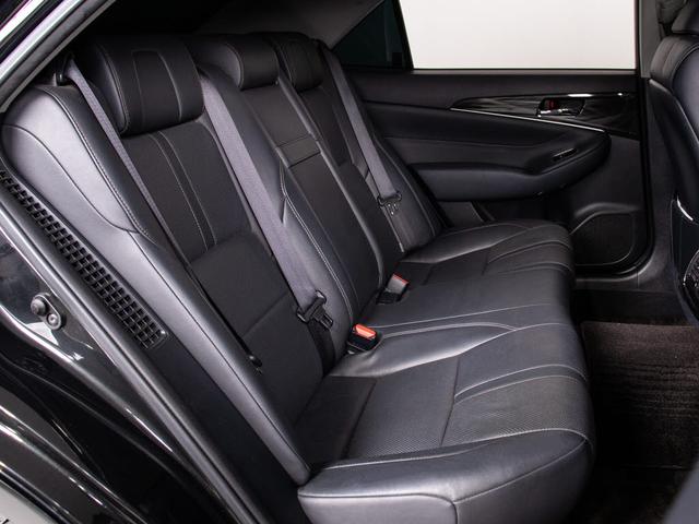 クラウンハイブリッド アスリートＳ　（サンルーフ）（黒本革シート）（オプション１８インチアルミ）（クリアランスソナー）エアシート　シートヒーター　ステアリングヒーター　ＢＬｕｅｔｏｏｔｈ対応　レギュラーガソリン仕様　ＨＤＤマルチナビ（33枚目）