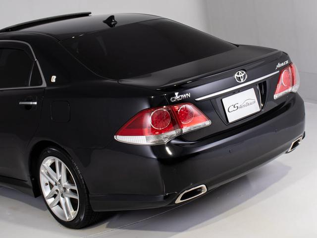 クラウン ２．５アスリート　アニバーサリーエディション　後期型（サンルーフ）（専用黒本革シート）（特別仕様車）（クリアランスソナー）ＨＤＤマルチナビ　ＢＬｕｅｔｏｏｔｈ対応　レギュラーガソリン仕様　バックカメラ＆サイドカメラ　専用インテリア＆エクステリア（21枚目）