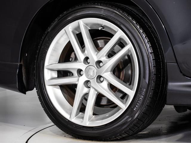 クラウン ２．５アスリート　アニバーサリーエディション　後期型（サンルーフ）（専用黒本革シート）（特別仕様車）（クリアランスソナー）ＨＤＤマルチナビ　ＢＬｕｅｔｏｏｔｈ対応　レギュラーガソリン仕様　バックカメラ＆サイドカメラ　専用インテリア＆エクステリア（29枚目）