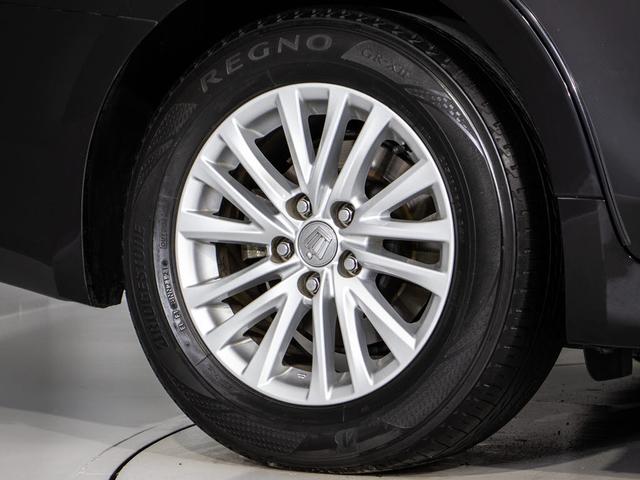 クラウンハイブリッド ロイヤルサルーンＧ　後期型（禁煙車）（フラクセン本革シート）（リヤオートエアコン）（衝突軽減ブレーキ）（踏み間違い防止機能）レーダークルーズ　ＢＳＭ　アダプティブハイビーム　　ＢＬｕｅｔｏｏｔｈ対応　アルパイン後席モニタ（25枚目）