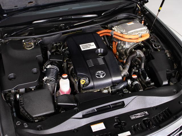 クラウンハイブリッド ロイヤルサルーンＧ　後期型（禁煙車）（フラクセン本革シート）（リヤオートエアコン）（衝突軽減ブレーキ）（踏み間違い防止機能）レーダークルーズ　ＢＳＭ　アダプティブハイビーム　　ＢＬｕｅｔｏｏｔｈ対応　アルパイン後席モニタ（34枚目）