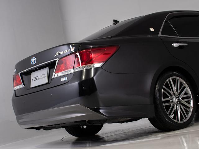 クラウンハイブリッド アスリートＧ　（黒本革シート）（オプション１８インチアルミ）（フルエアロ）（衝突軽減）（踏み間違い防止機能）レーダークルーズ　アダプティブハイビーム　シートメモリー　ＢＬｕｅｔｏｏｔｈ対応　レギュラーガソリン仕様（20枚目）