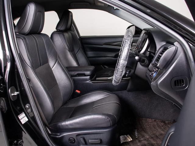 クラウンハイブリッド アスリートＧ　（黒本革シート）（オプション１８インチアルミ）（フルエアロ）（衝突軽減）（踏み間違い防止機能）レーダークルーズ　アダプティブハイビーム　シートメモリー　ＢＬｕｅｔｏｏｔｈ対応　レギュラーガソリン仕様（34枚目）