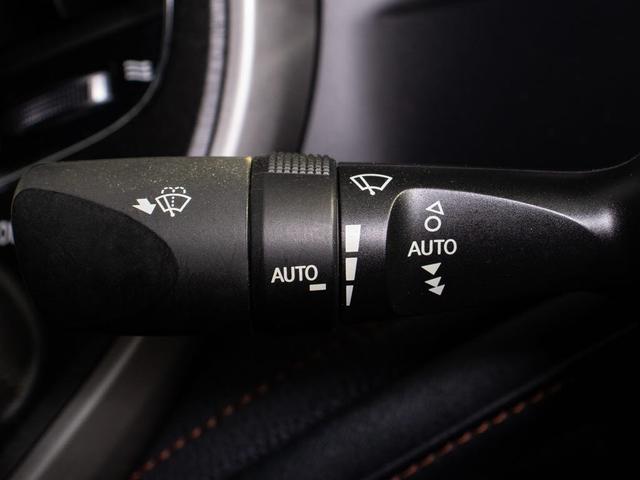 クラウンハイブリッド アスリートＧ　（黒本革シート）（オプション１８インチアルミ）（フルエアロ）（衝突軽減）（踏み間違い防止機能）レーダークルーズ　アダプティブハイビーム　シートメモリー　ＢＬｕｅｔｏｏｔｈ対応　レギュラーガソリン仕様（48枚目）