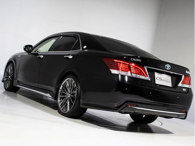 クラウンハイブリッド ロイヤルサルーン　後期型（トヨタセーフティセンス）（フルエアロ）（レイズ２０インチアルミ）（衝突軽減ブレーキ）（踏み間違い防止機能）（車線逸脱抑制ＬＤＡ）レーダークルーズ　オートマチックハイビーム　Ｂｌｕｅｔｏｏｔｈ（20枚目）