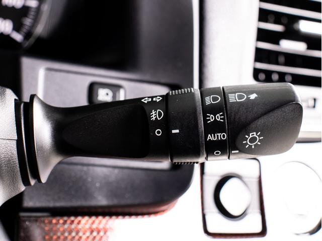 クラウンハイブリッド ロイヤルサルーン　後期型（トヨタセーフティセンス）（フルエアロ）（レイズ２０インチアルミ）（衝突軽減ブレーキ）（踏み間違い防止機能）（車線逸脱抑制ＬＤＡ）レーダークルーズ　オートマチックハイビーム　Ｂｌｕｅｔｏｏｔｈ（44枚目）