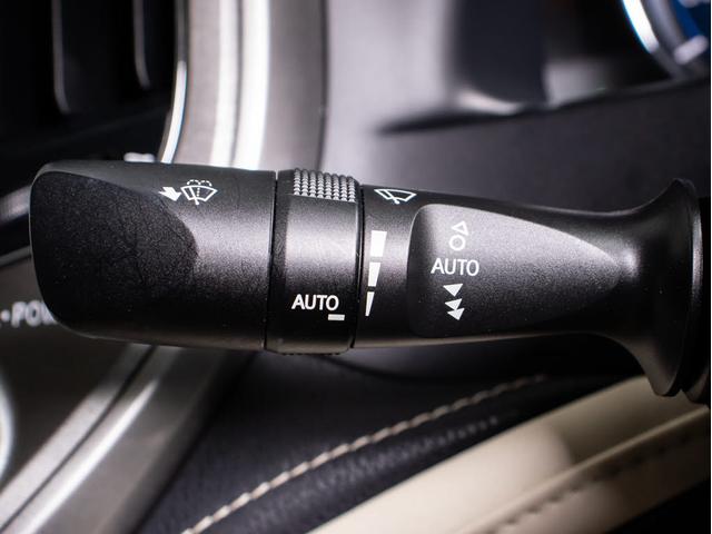 クラウンハイブリッド ロイヤルサルーン　後期型（トヨタセーフティセンス）（フルエアロ）（レイズ２０インチアルミ）（衝突軽減ブレーキ）（踏み間違い防止機能）（車線逸脱抑制ＬＤＡ）レーダークルーズ　オートマチックハイビーム　Ｂｌｕｅｔｏｏｔｈ（45枚目）