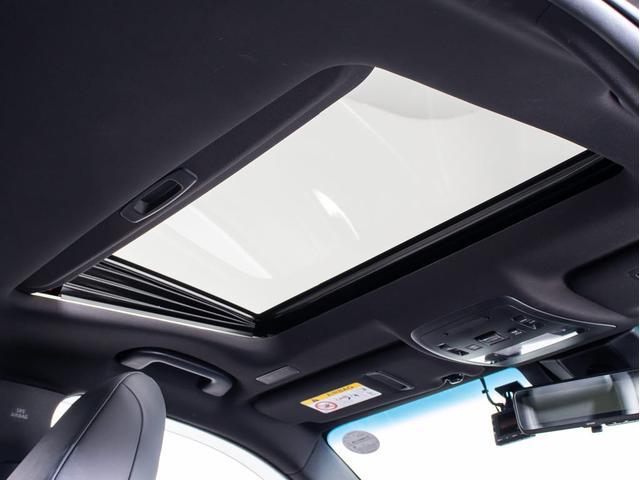 クラウンハイブリッド ＲＳアドバンス　後期型（法人ワンオーナー）（サンルーフ）（黒本革シート）（パノラミックビューモニター）（セーフティセンス）衝突軽減ブレーキ　踏み間違い防止　車線逸脱抑制ＬＴＡ　デジタルインナーミラー　オートハイビーム（5枚目）