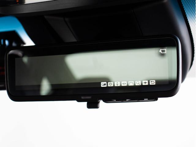 クラウンハイブリッド ＲＳアドバンス　後期型（法人ワンオーナー）（サンルーフ）（黒本革シート）（パノラミックビューモニター）（セーフティセンス）衝突軽減ブレーキ　踏み間違い防止　車線逸脱抑制ＬＴＡ　デジタルインナーミラー　オートハイビーム（11枚目）