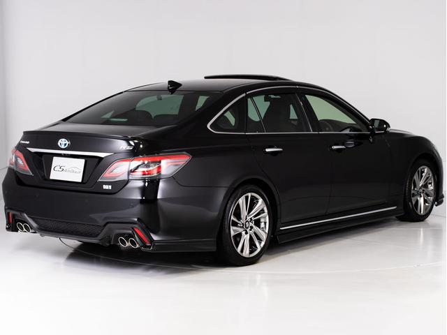 クラウンハイブリッド ＲＳアドバンス　後期型（法人ワンオーナー）（サンルーフ）（黒本革シート）（パノラミックビューモニター）（セーフティセンス）衝突軽減ブレーキ　踏み間違い防止　車線逸脱抑制ＬＴＡ　デジタルインナーミラー　オートハイビーム（20枚目）