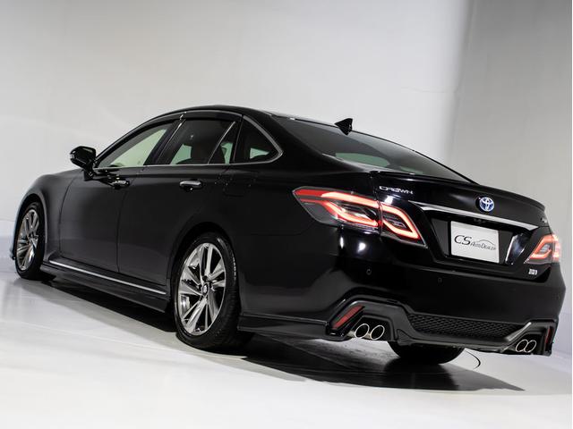 クラウンハイブリッド ＲＳアドバンス　後期型（法人ワンオーナー）（サンルーフ）（黒本革シート）（パノラミックビューモニター）（セーフティセンス）衝突軽減ブレーキ　踏み間違い防止　車線逸脱抑制ＬＴＡ　デジタルインナーミラー　オートハイビーム（23枚目）