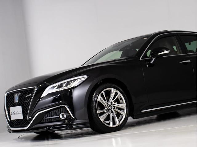 クラウンハイブリッド ＲＳアドバンス　後期型（法人ワンオーナー）（サンルーフ）（黒本革シート）（パノラミックビューモニター）（セーフティセンス）衝突軽減ブレーキ　踏み間違い防止　車線逸脱抑制ＬＴＡ　デジタルインナーミラー　オートハイビーム（24枚目）