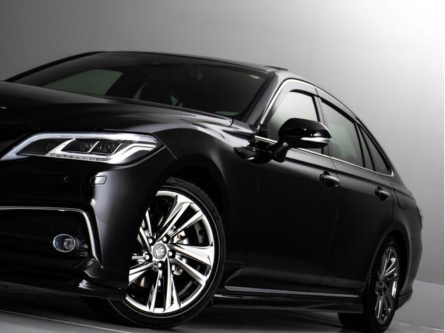 クラウンハイブリッド ＲＳアドバンス　後期型（法人ワンオーナー）（サンルーフ）（黒本革シート）（パノラミックビューモニター）（セーフティセンス）衝突軽減ブレーキ　踏み間違い防止　車線逸脱抑制ＬＴＡ　デジタルインナーミラー　オートハイビーム（27枚目）