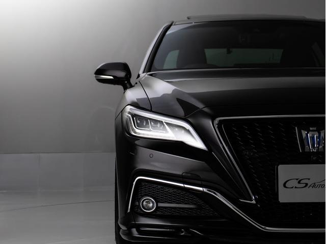 クラウンハイブリッド ＲＳアドバンス　後期型（法人ワンオーナー）（サンルーフ）（黒本革シート）（パノラミックビューモニター）（セーフティセンス）衝突軽減ブレーキ　踏み間違い防止　車線逸脱抑制ＬＴＡ　デジタルインナーミラー　オートハイビーム（29枚目）