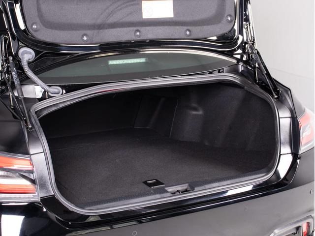 クラウンハイブリッド ＲＳアドバンス　後期型（法人ワンオーナー）（サンルーフ）（黒本革シート）（パノラミックビューモニター）（セーフティセンス）衝突軽減ブレーキ　踏み間違い防止　車線逸脱抑制ＬＴＡ　デジタルインナーミラー　オートハイビーム（34枚目）