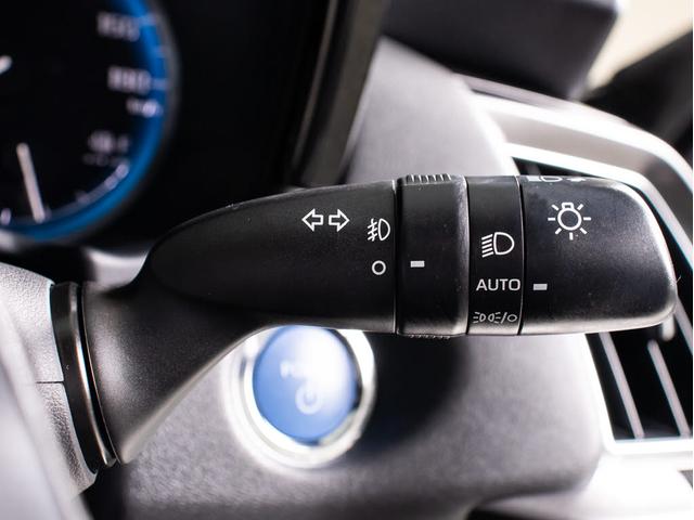 クラウンハイブリッド ＲＳアドバンス　後期型（法人ワンオーナー）（サンルーフ）（黒本革シート）（パノラミックビューモニター）（セーフティセンス）衝突軽減ブレーキ　踏み間違い防止　車線逸脱抑制ＬＴＡ　デジタルインナーミラー　オートハイビーム（45枚目）