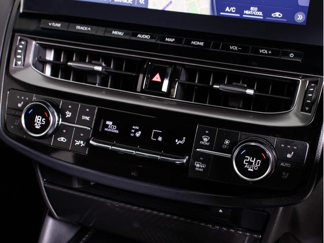 クラウンハイブリッド ＲＳアドバンス　後期型（法人ワンオーナー）（サンルーフ）（黒本革シート）（パノラミックビューモニター）（セーフティセンス）衝突軽減ブレーキ　踏み間違い防止　車線逸脱抑制ＬＴＡ　デジタルインナーミラー　オートハイビーム（48枚目）