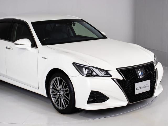 クラウンハイブリッド アスリートＳ　Ｊ－フロンティアリミテッド　後期型（特別仕様車）（黒本革シート）（オプション１８インチアルミ）（新品タイヤ）（セーフティセンス）（記録簿７枚）衝突軽減ブレーキ　踏み間違い防止機能　オートマチックハイビーム　車線逸脱抑制ＬＤＡ（5枚目）