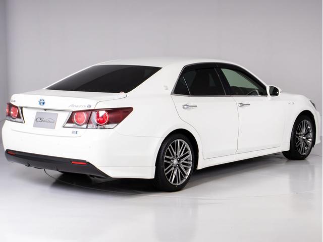 クラウンハイブリッド アスリートＳ　Ｊ－フロンティアリミテッド　後期型（特別仕様車）（黒本革シート）（オプション１８インチアルミ）（新品タイヤ）（セーフティセンス）（記録簿７枚）衝突軽減ブレーキ　踏み間違い防止機能　オートマチックハイビーム　車線逸脱抑制ＬＤＡ（18枚目）