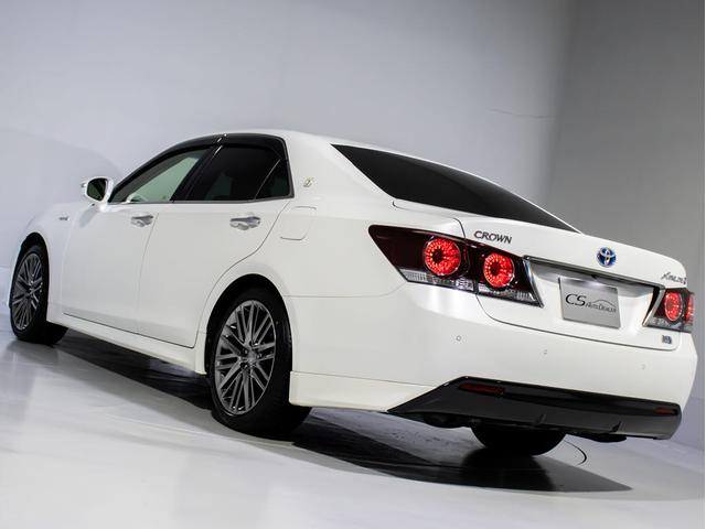 クラウンハイブリッド アスリートＳ　Ｊ－フロンティアリミテッド　後期型（特別仕様車）（黒本革シート）（オプション１８インチアルミ）（新品タイヤ）（セーフティセンス）（記録簿７枚）衝突軽減ブレーキ　踏み間違い防止機能　オートマチックハイビーム　車線逸脱抑制ＬＤＡ（21枚目）