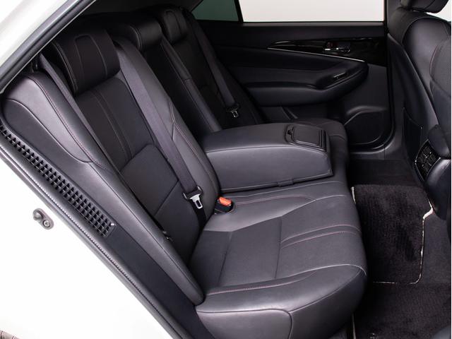 クラウンハイブリッド アスリートＳ　Ｊ－フロンティアリミテッド　後期型（特別仕様車）（黒本革シート）（オプション１８インチアルミ）（新品タイヤ）（セーフティセンス）（記録簿７枚）衝突軽減ブレーキ　踏み間違い防止機能　オートマチックハイビーム　車線逸脱抑制ＬＤＡ（37枚目）