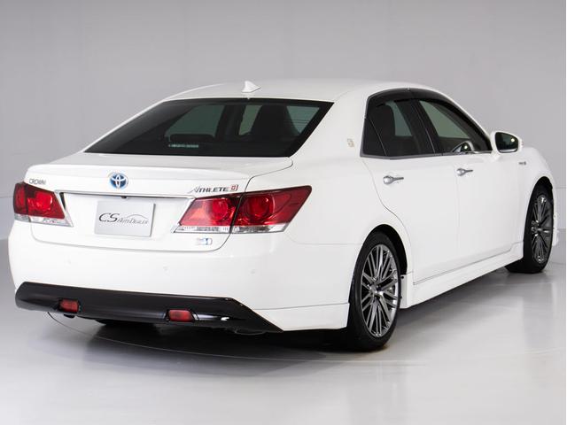 クラウンハイブリッド アスリートＧ　（禁煙車）（黒本革シート）（（オプション１８インチＡＷ）（フルエアロ）（衝突軽減ブレーキ）（踏み間違い防止機能）レーダークルーズ　アダプティブハイビーム　ＢＬｕｅｔｏｏｔｈ対応　レギュラーガソリン仕様（19枚目）