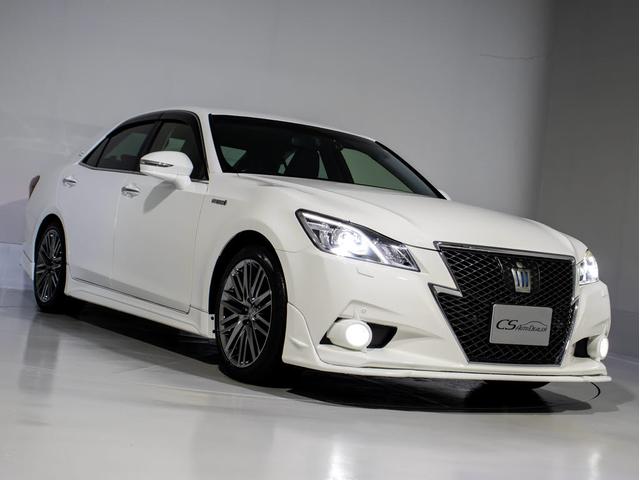 クラウンハイブリッド アスリートＧ　（禁煙車）（黒本革シート）（（オプション１８インチＡＷ）（フルエアロ）（衝突軽減ブレーキ）（踏み間違い防止機能）レーダークルーズ　アダプティブハイビーム　ＢＬｕｅｔｏｏｔｈ対応　レギュラーガソリン仕様（20枚目）