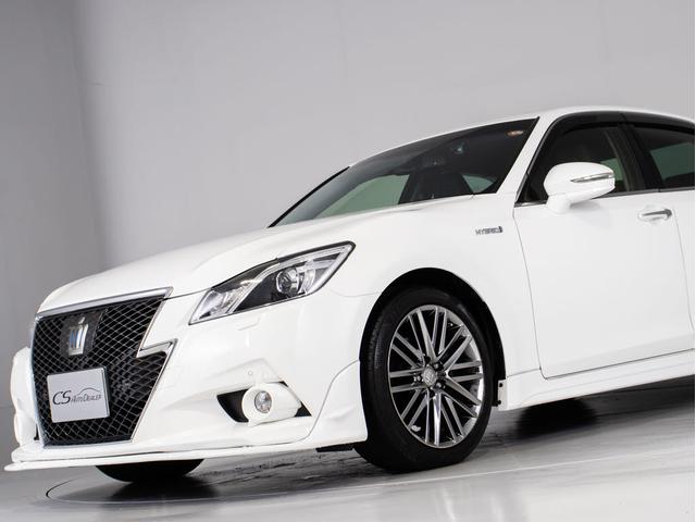 クラウンハイブリッド アスリートＧ　（禁煙車）（黒本革シート）（（オプション１８インチＡＷ）（フルエアロ）（衝突軽減ブレーキ）（踏み間違い防止機能）レーダークルーズ　アダプティブハイビーム　ＢＬｕｅｔｏｏｔｈ対応　レギュラーガソリン仕様（22枚目）