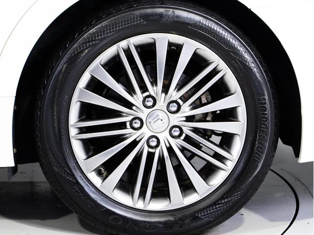 クラウンハイブリッド ロイヤルサルーンＧ　（サンルーフ）（フラクセン本革シート）（パノラミックビューモニタ）（オプション１７ＡＷ）（新品タイヤ）（衝突軽減）（踏み間違い防止機能）レーダークルーズ　アダプティブハイビーム　アダプティブハイビーム（8枚目）