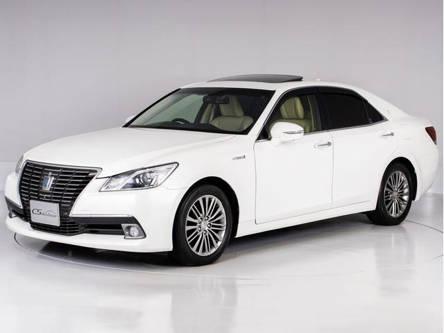 クラウンハイブリッド ロイヤルサルーンＧ　（サンルーフ）（フラクセン本革シート）（パノラミックビューモニタ）（オプション１７ＡＷ）（新品タイヤ）（衝突軽減）（踏み間違い防止機能）レーダークルーズ　アダプティブハイビーム　アダプティブハイビーム（18枚目）