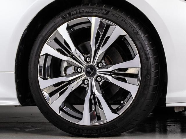 クラウンハイブリッド ＲＳアドバンス　後期型（サンルーフ）（リヤコンフォートＰＫＧ）（モデリスタ１９インチＡＷ）（黒本革シート）（フルエアロ）（パノラミックビューモニター）セーフティセンス　シーケンシャルウィンカー　デジタルインナーミラー（8枚目）