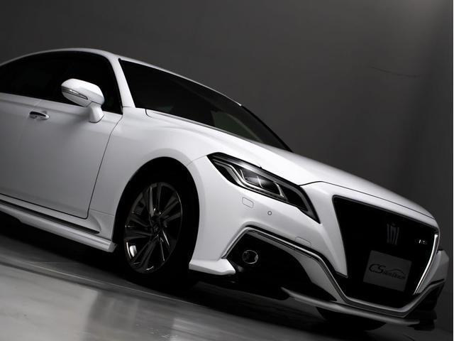 クラウンハイブリッド ＲＳアドバンス　後期型（禁煙車）（黒本革シート）（フルエアロ）（トヨタセーフティセンス）１２．３インチＳＤナビ　衝突軽減ブレーキ　踏み間違い防止機能　車線逸脱抑制ＬＴＡ　オートハイビーム　シーケンシャルウィンカー（26枚目）