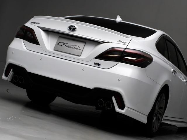 クラウンハイブリッド ＲＳアドバンス　後期型（禁煙車）（黒本革シート）（フルエアロ）（トヨタセーフティセンス）１２．３インチＳＤナビ　衝突軽減ブレーキ　踏み間違い防止機能　車線逸脱抑制ＬＴＡ　オートハイビーム　シーケンシャルウィンカー（27枚目）