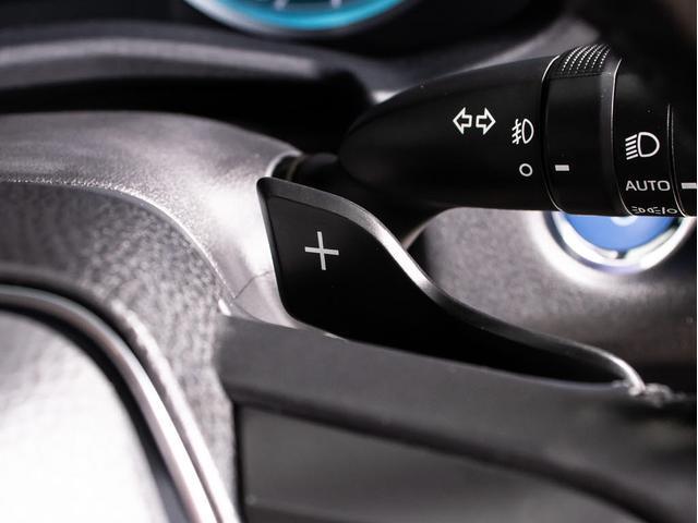 クラウンハイブリッド ＲＳアドバンス　後期型（禁煙車）（黒本革シート）（フルエアロ）（トヨタセーフティセンス）１２．３インチＳＤナビ　衝突軽減ブレーキ　踏み間違い防止機能　車線逸脱抑制ＬＴＡ　オートハイビーム　シーケンシャルウィンカー（45枚目）