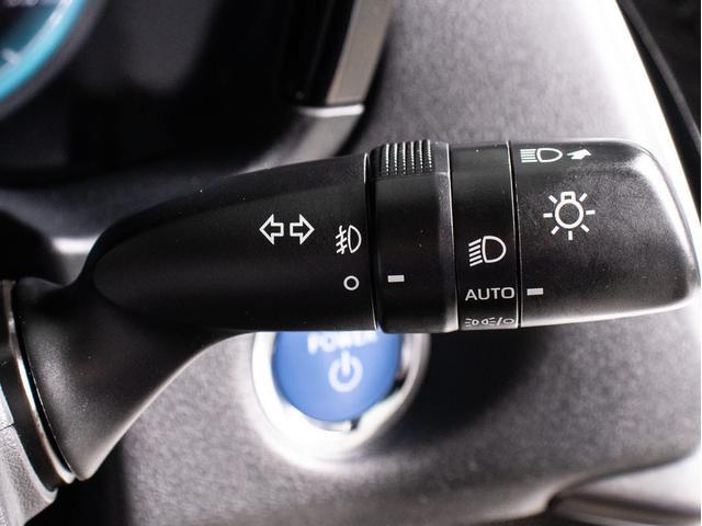 クラウンハイブリッド ＲＳアドバンス　後期型（禁煙車）（黒本革シート）（フルエアロ）（トヨタセーフティセンス）１２．３インチＳＤナビ　衝突軽減ブレーキ　踏み間違い防止機能　車線逸脱抑制ＬＴＡ　オートハイビーム　シーケンシャルウィンカー（46枚目）