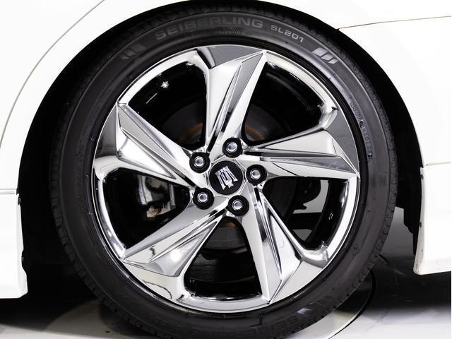 クラウンハイブリッド ＲＳアドバンス　（サンルーフ）（モデリスタフルエアロ＆マフラー）（黒本革シート）（パノラミックビューモニター）（セーフティパッケージプラス）衝突軽減ブレーキ　踏み間違い防止機能　車線逸脱抑制ＬＴＡ　シーケンシャル（30枚目）