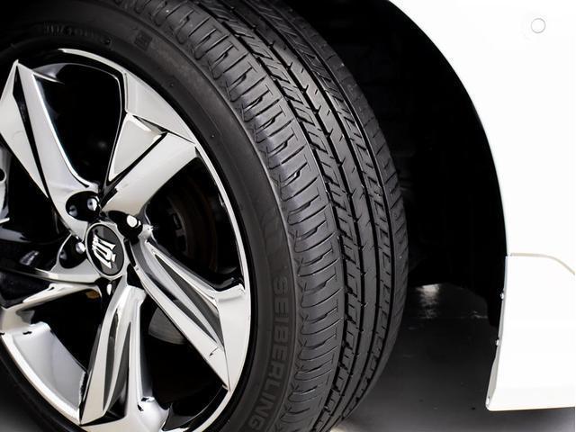 クラウンハイブリッド ＲＳアドバンス　（サンルーフ）（モデリスタフルエアロ＆マフラー）（黒本革シート）（パノラミックビューモニター）（セーフティパッケージプラス）衝突軽減ブレーキ　踏み間違い防止機能　車線逸脱抑制ＬＴＡ　シーケンシャル（31枚目）