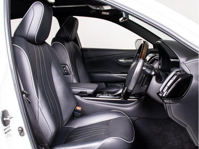 クラウンハイブリッド ＲＳアドバンス　（サンルーフ）（モデリスタフルエアロ＆マフラー）（黒本革シート）（パノラミックビューモニター）（セーフティパッケージプラス）衝突軽減ブレーキ　踏み間違い防止機能　車線逸脱抑制ＬＴＡ　シーケンシャル（36枚目）