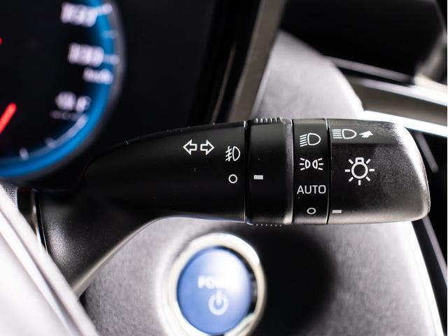 クラウンハイブリッド ＲＳアドバンス　（サンルーフ）（モデリスタフルエアロ＆マフラー）（黒本革シート）（パノラミックビューモニター）（セーフティパッケージプラス）衝突軽減ブレーキ　踏み間違い防止機能　車線逸脱抑制ＬＴＡ　シーケンシャル（45枚目）