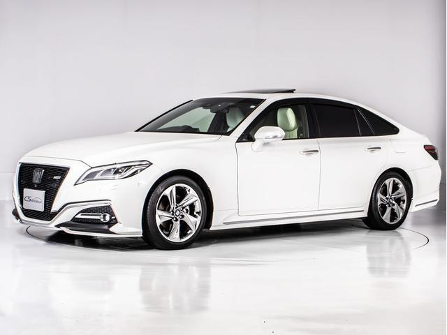 クラウンハイブリッド ＲＳアドバンス　（サンルーフ）（白本革シート）（パノラミックビューモニター）（フルエアロ）デジタルインナーミラー　シーケンシャルウィンカー　セーフティＰＫＧ＋　パーキングアシスト　衝突軽減　踏み間違い防止機能（10枚目）