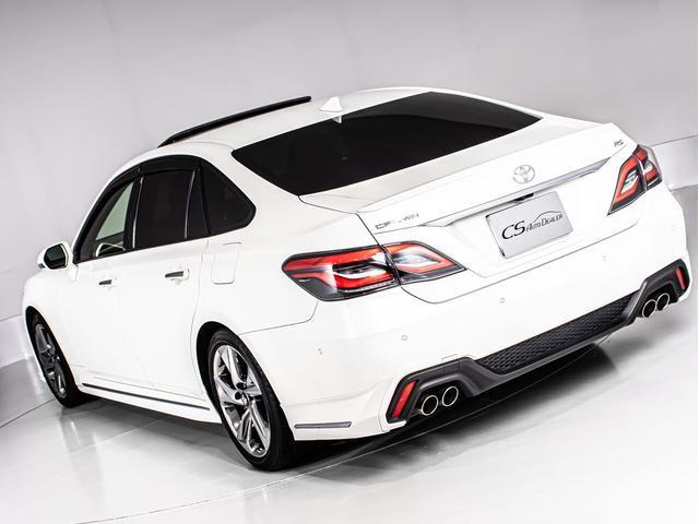 クラウンハイブリッド ＲＳアドバンス　（サンルーフ）（白本革シート）（パノラミックビューモニター）（フルエアロ）デジタルインナーミラー　シーケンシャルウィンカー　セーフティＰＫＧ＋　パーキングアシスト　衝突軽減　踏み間違い防止機能（15枚目）