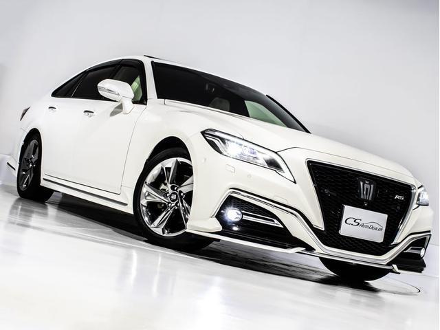 クラウンハイブリッド ＲＳアドバンス　（サンルーフ）（白本革シート）（パノラミックビューモニター）（フルエアロ）デジタルインナーミラー　シーケンシャルウィンカー　セーフティＰＫＧ＋　パーキングアシスト　衝突軽減　踏み間違い防止機能（19枚目）