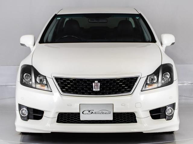 クラウン ２．５アスリート　アニバーサリーエディション　後期型（禁煙車）（特別仕様車）（専用黒本革シート）（新品２０インチアルミ）（新品タイヤ）（フルエアロ）（クリアランスソナー）専用インテリア＆エクステリア　Ｂｌｕｅｔｏｏｔｈ対応　レギュラーガソリン仕様（10枚目）