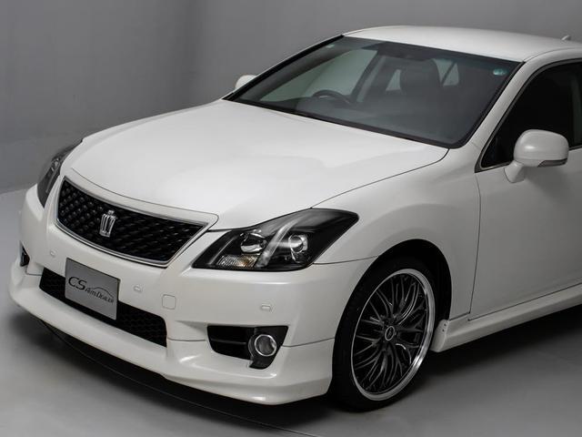 クラウン ２．５アスリート　アニバーサリーエディション　後期型（禁煙車）（特別仕様車）（専用黒本革シート）（新品２０インチアルミ）（新品タイヤ）（フルエアロ）（クリアランスソナー）専用インテリア＆エクステリア　Ｂｌｕｅｔｏｏｔｈ対応　レギュラーガソリン仕様（23枚目）