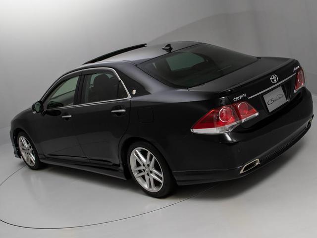 クラウン ２．５アスリート　プレミアムエディション　後期型（禁煙車）（サンルーフ）（専用本革シート）（フルエアロ）（クリアランスソナー）専用インテリア＆エクステリア　ブラックインナーヘッドライト　Ｂｌｕｅｔｏｏｔｈ対応　レギュラーガソリン仕様（30枚目）