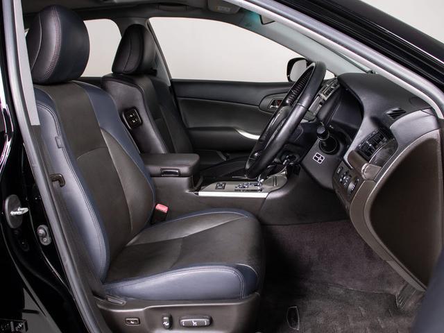 クラウン ２．５アスリート　プレミアムエディション　後期型（禁煙車）（サンルーフ）（専用本革シート）（フルエアロ）（クリアランスソナー）専用インテリア＆エクステリア　ブラックインナーヘッドライト　Ｂｌｕｅｔｏｏｔｈ対応　レギュラーガソリン仕様（37枚目）