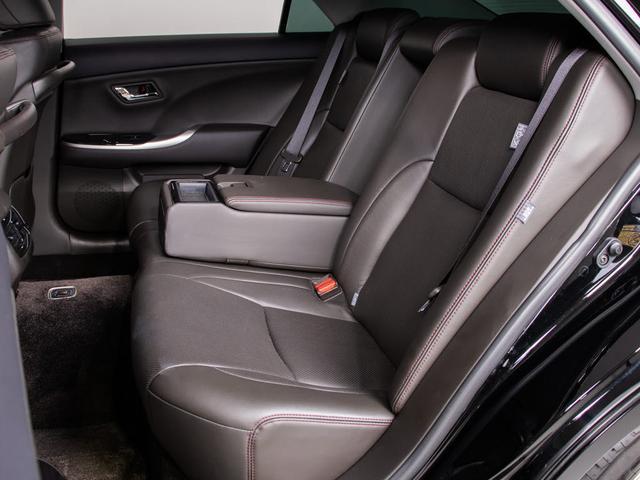 クラウン 2.5アスリート アニバーサリーエディション 後期型(サンルーフ)(黒本革シート)(ブリッツ車高調)(19インチアルミ)(フロントエアロ)(特別仕様車)専用インテリア&エクステリア Bluetooth対応 レギュラーガソリン仕様 HDDマルチナビ(7枚目)